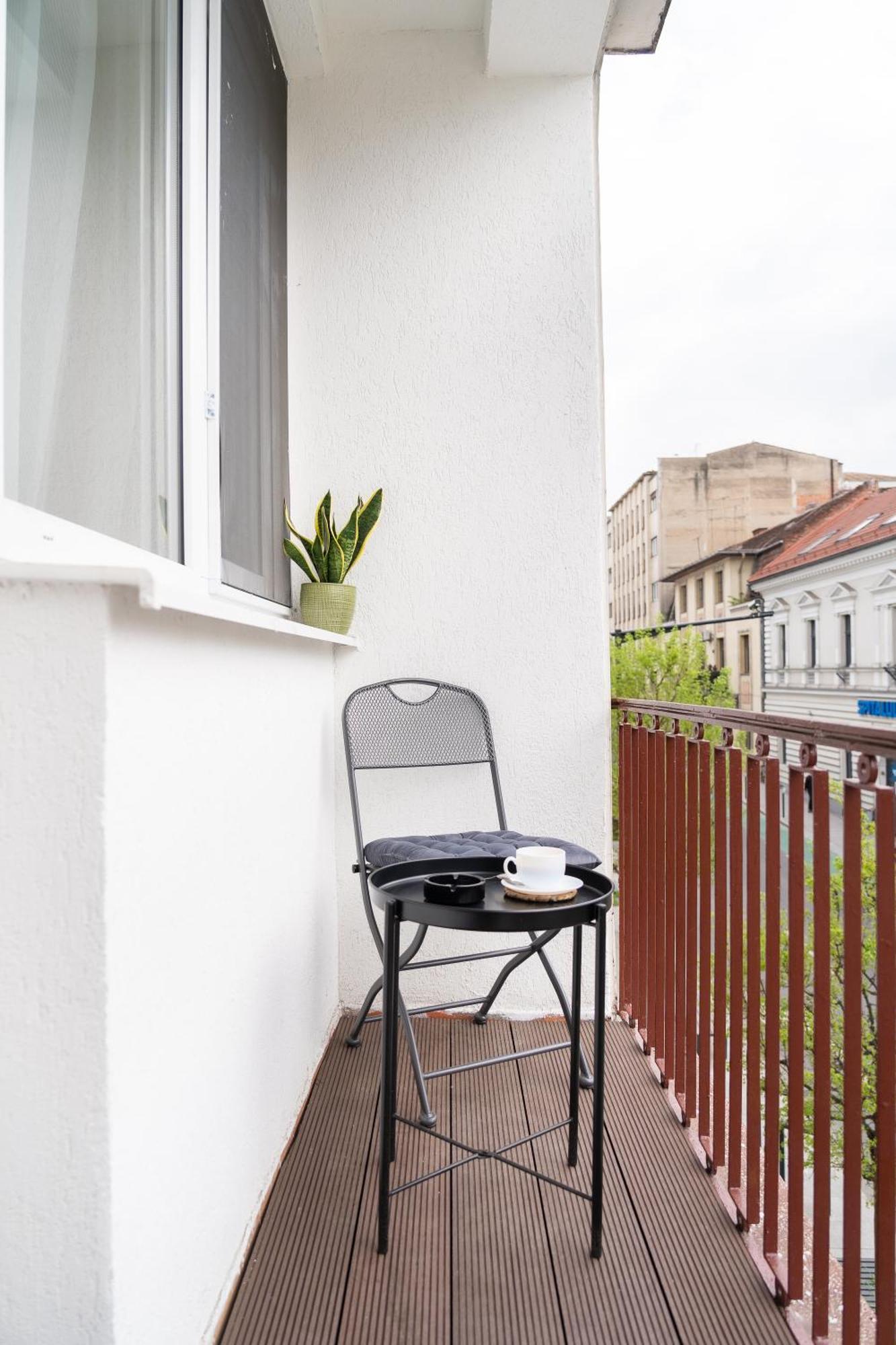 Boho Chic Escape - Hypercenter Lägenhet Cluj-Napoca Exteriör bild