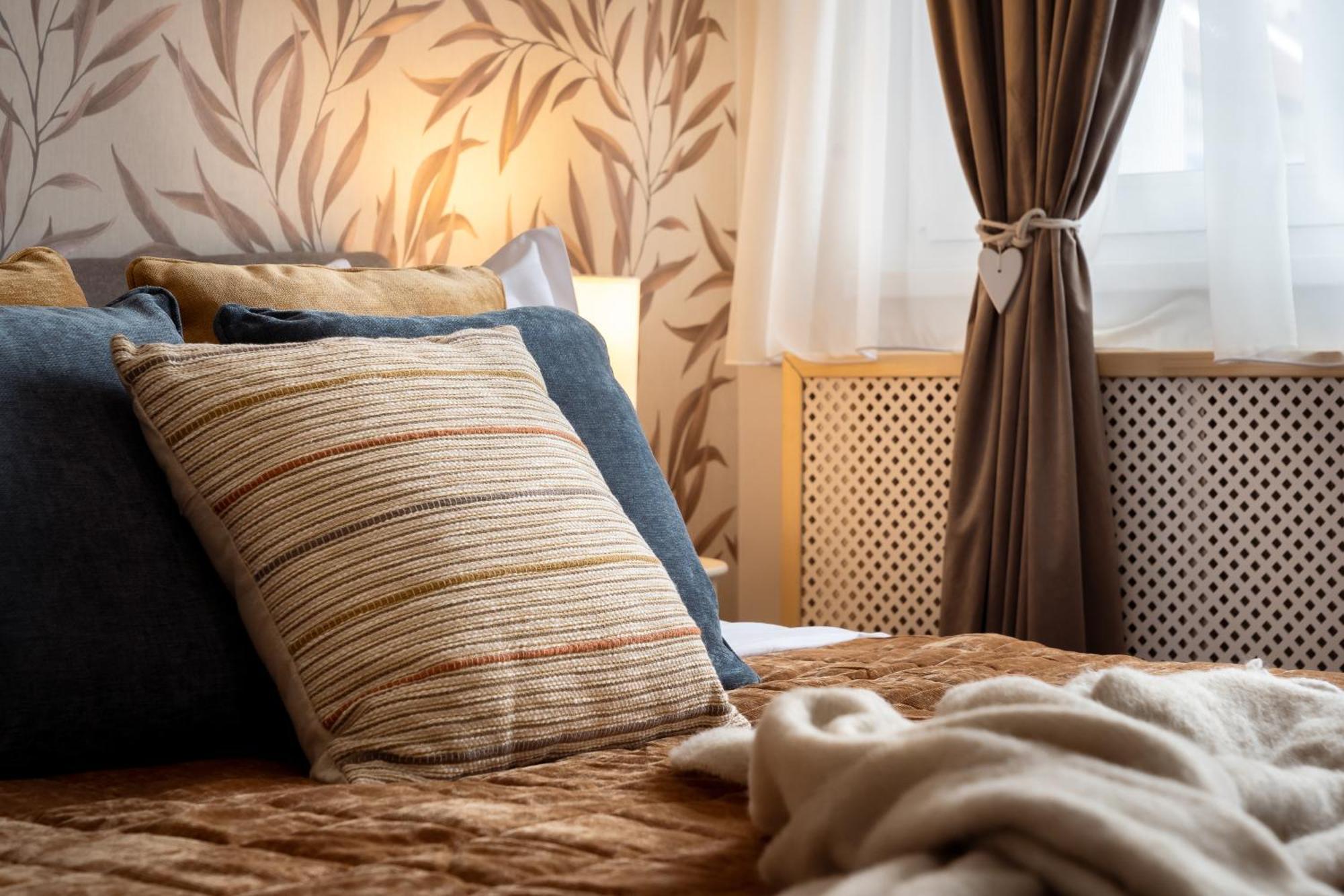 Boho Chic Escape - Hypercenter Lägenhet Cluj-Napoca Exteriör bild